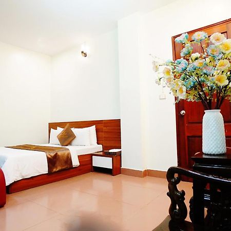 Ho Sen Xanh Hotel Hanoi Buitenkant foto