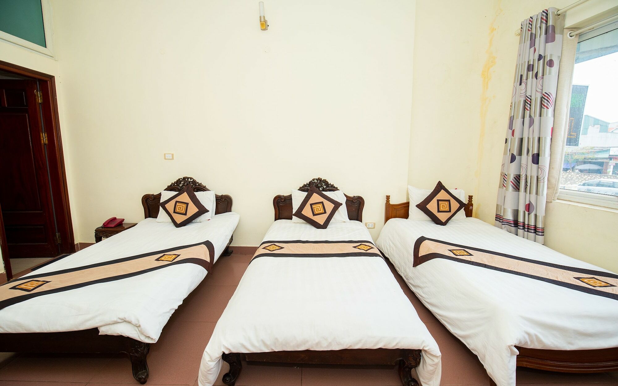 Ho Sen Xanh Hotel Hanoi Buitenkant foto